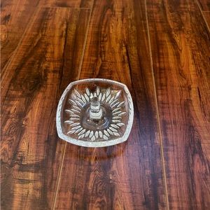 Vera Wang Crystal Ring Holder